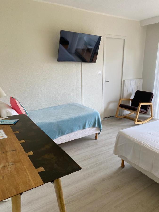 Hotel Saint-Clair, Cote Plage ลา กร็องเดอ-ม็อต ภายนอก รูปภาพ