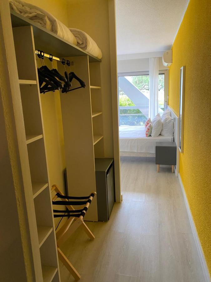 Hotel Saint-Clair, Cote Plage ลา กร็องเดอ-ม็อต ภายนอก รูปภาพ