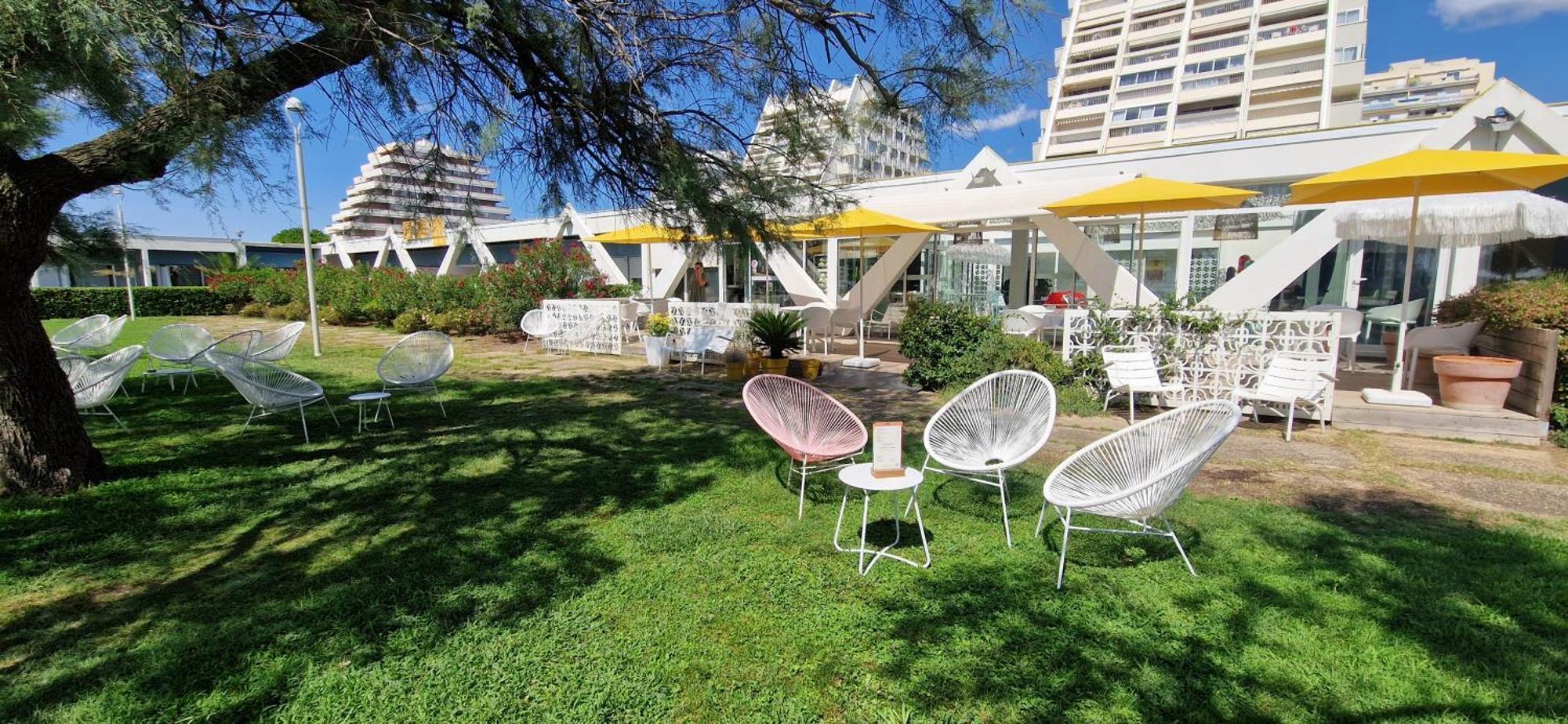 Hotel Saint-Clair, Cote Plage ลา กร็องเดอ-ม็อต ภายนอก รูปภาพ