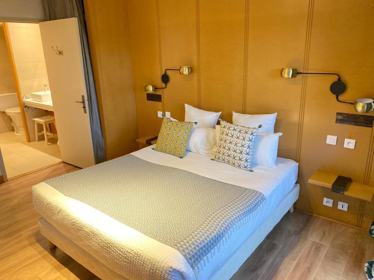 Hotel Saint-Clair, Cote Plage ลา กร็องเดอ-ม็อต ภายนอก รูปภาพ